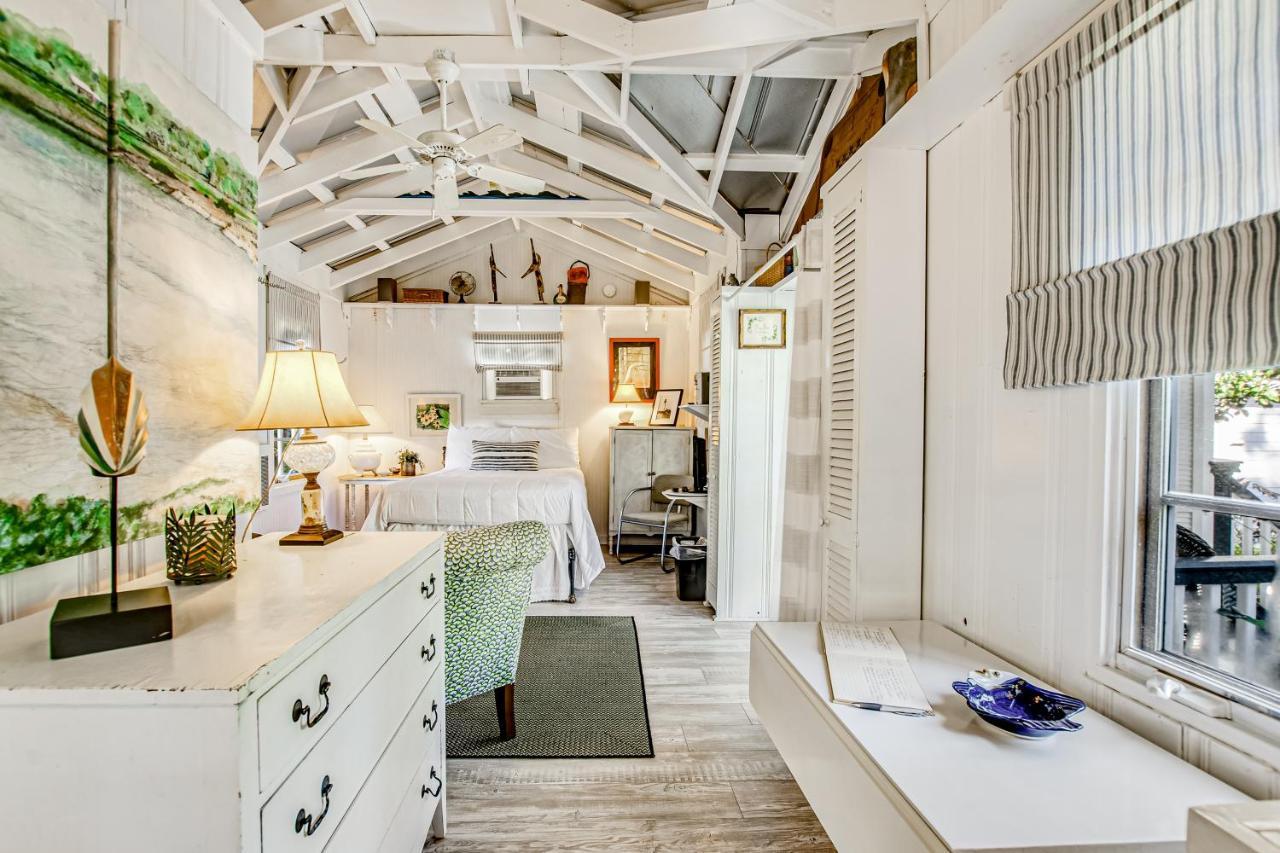 Baby Breezy Tree House Hotel Demere Park ภายนอก รูปภาพ