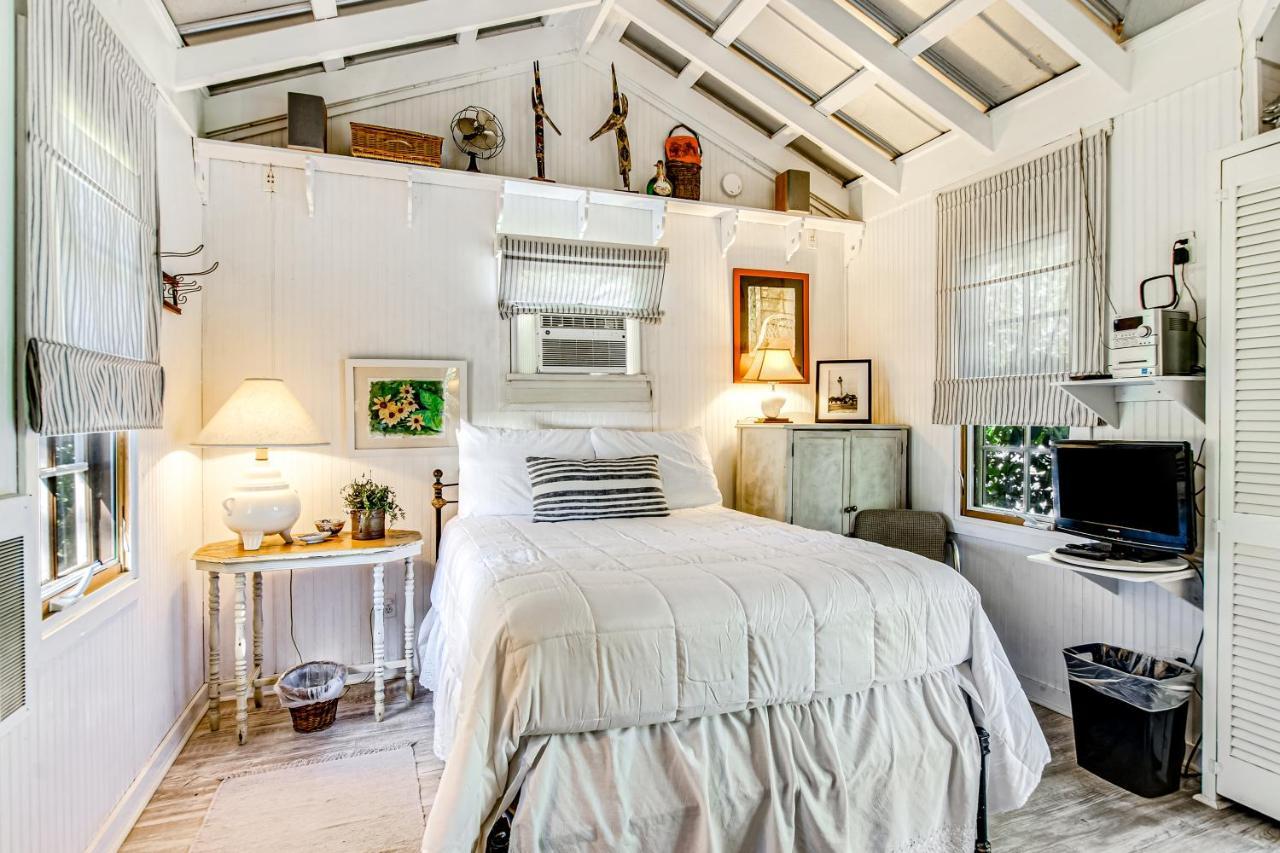 Baby Breezy Tree House Hotel Demere Park ภายนอก รูปภาพ