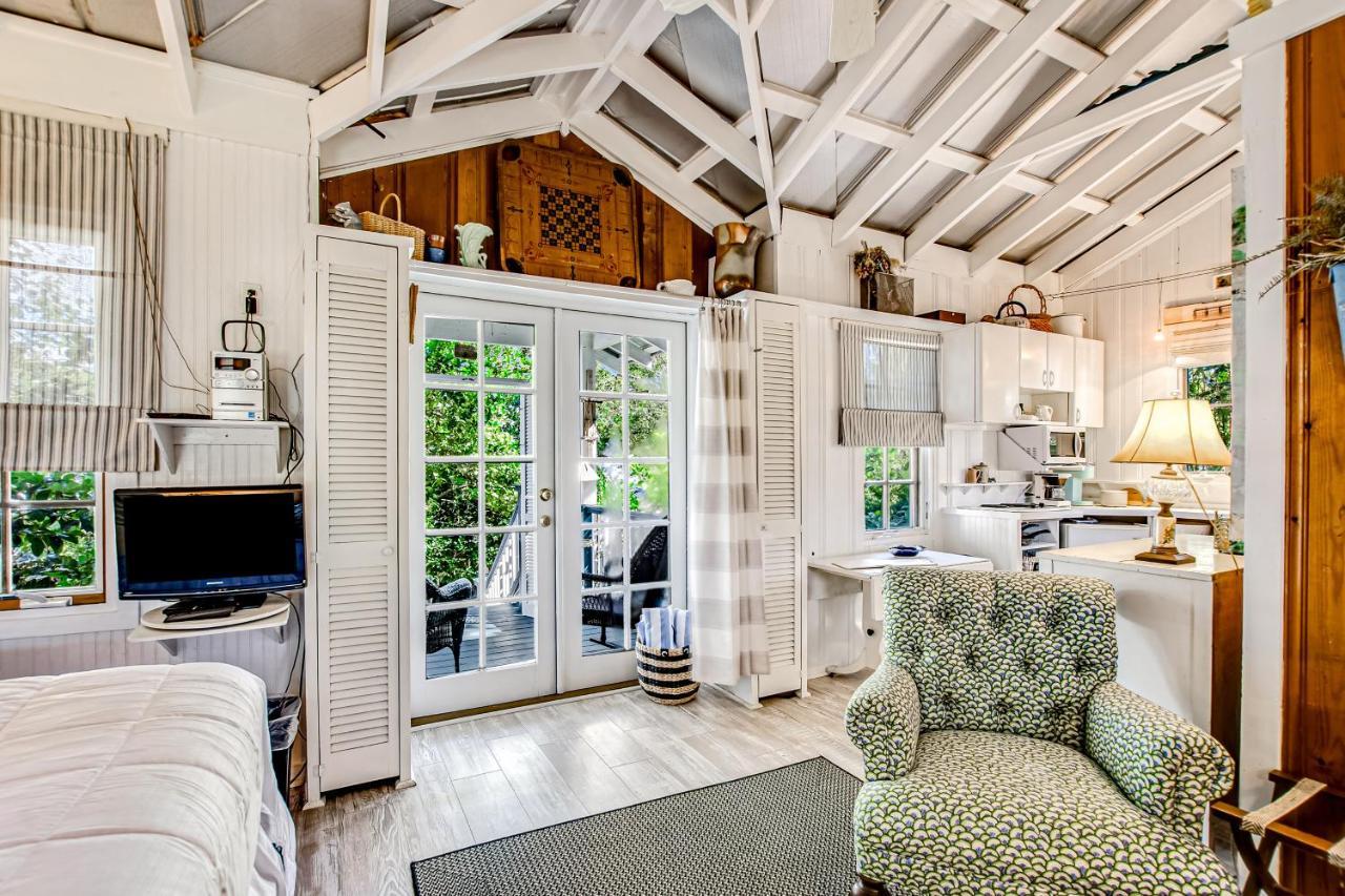 Baby Breezy Tree House Hotel Demere Park ภายนอก รูปภาพ